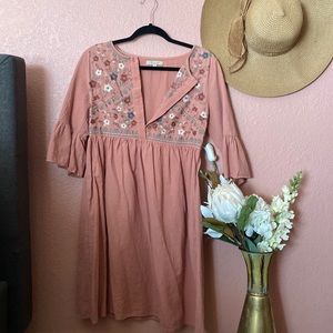 Cute dusky pink summer dress!